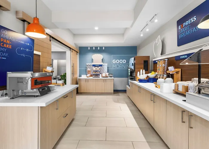 Holiday Inn Express & Suites Van Wert By Ihg