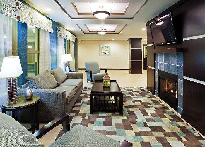 Holiday Inn Express Hotel & Suites Newport South By Ihg