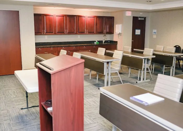 Holiday Inn Express Winona By Ihg