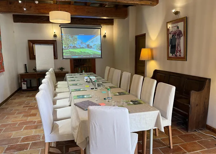 Domaine Des Clos Hotel Et Appartements- Teritoria