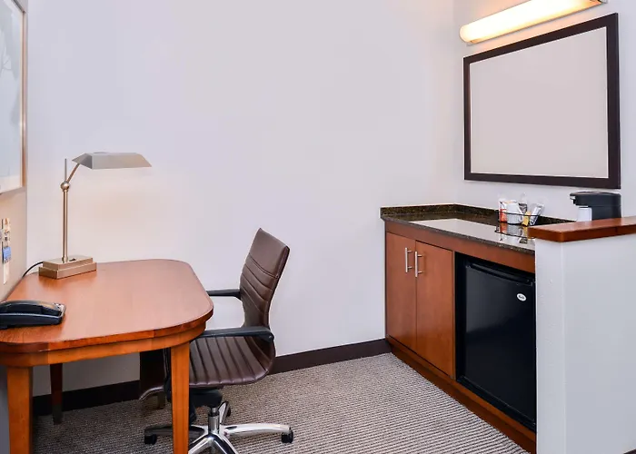 Hyatt Place Chesapeake