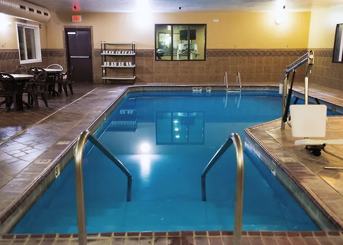 Holiday Inn Express Devils Lake By Ihg