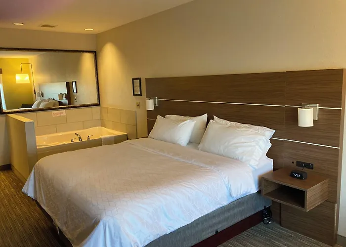 Holiday Inn Express Hotel & Suites Portland By Ihg
