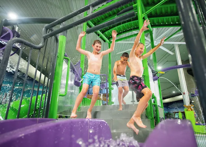 Metropolis Resort - Eau Claire