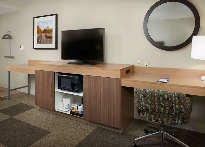 Hampton Inn & Suites Rogers
