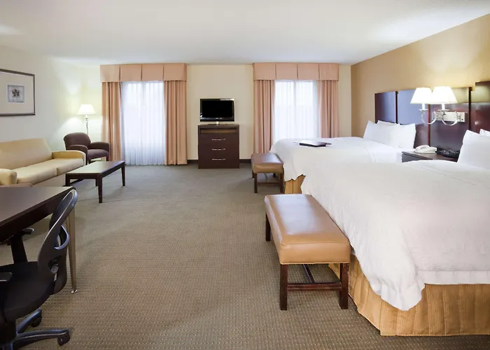 Hampton Inn & Suites Lino Lakes