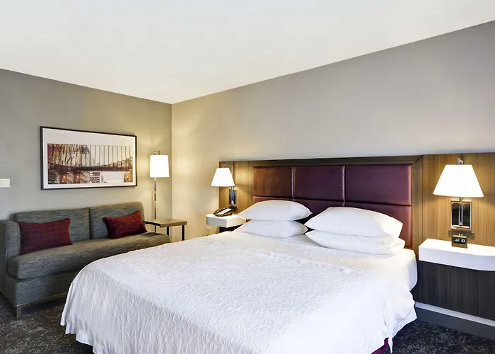 Hampton Inn & Suites Columbus-Easton Area
