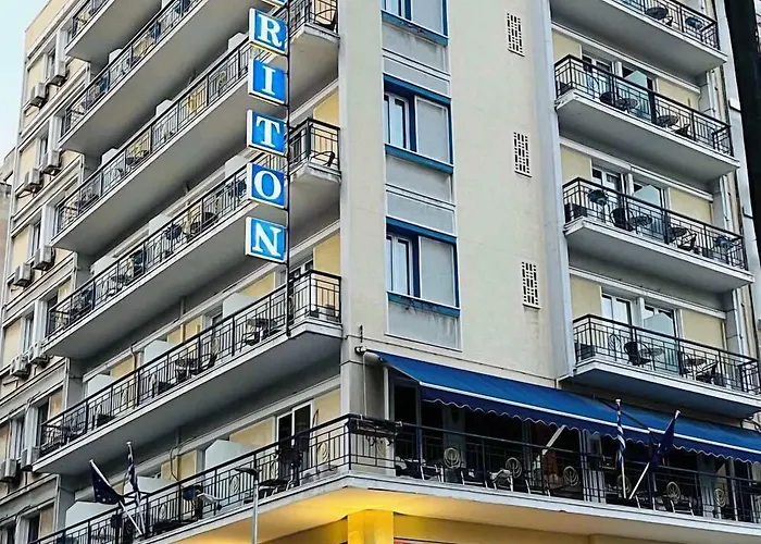Triton Hotel Piraeus