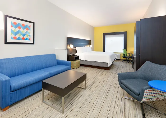 Holiday Inn Express Hotel & Suites Cleburne By Ihg