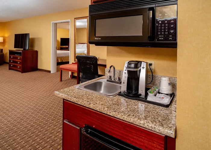 Holiday Inn Express And Suites Hazard By Ihg