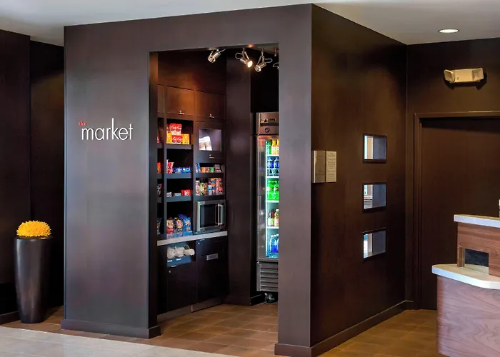 Courtyard By Marriott Paramus