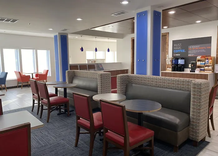 Holiday Inn Express Hotel & Suites Logansport By Ihg