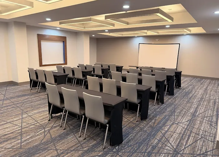 Holiday Inn Express Hotel & Suites Burleson - Fort Worth, An Ihg Hotel
