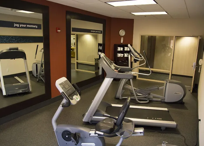 Hampton Inn & Suites Madera