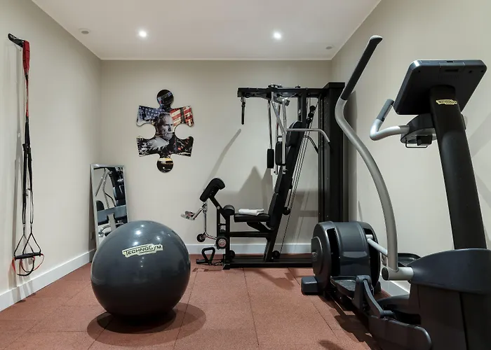Grand Hotel Dauphine Toulon, Boutique Hotel & Suites