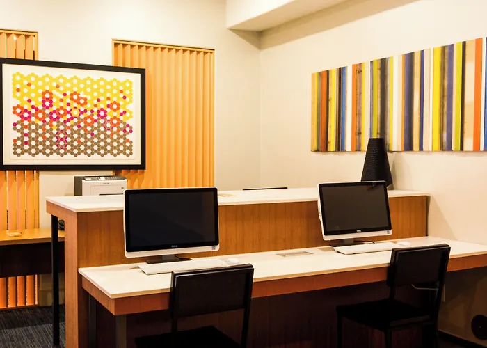 Holiday Inn Express Hotel & Suites New Boston By Ihg