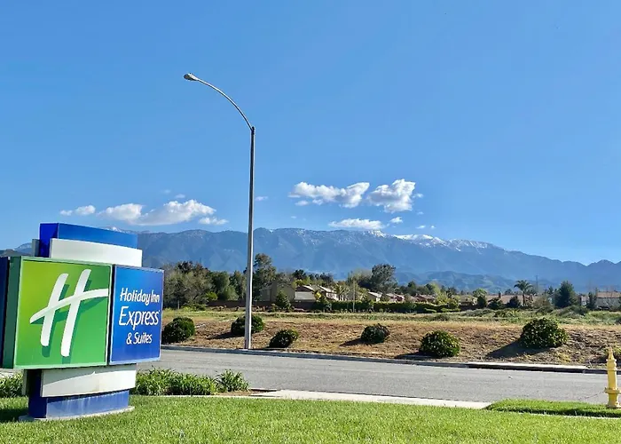 Holiday Inn Express & Suites Beaumont - Oak Valley By Ihg