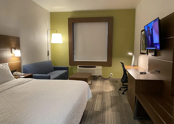Holiday Inn Express & Suites Beaumont - Oak Valley By Ihg