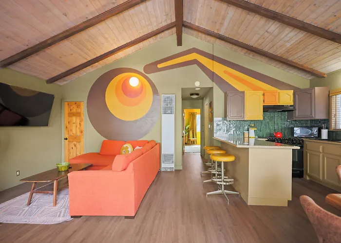 Sessions Retreat & Hotel