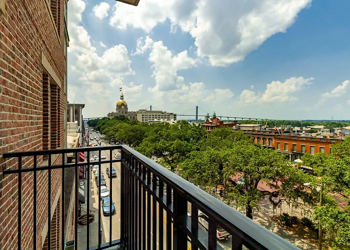 Holiday Inn Express Savannah - Historic District