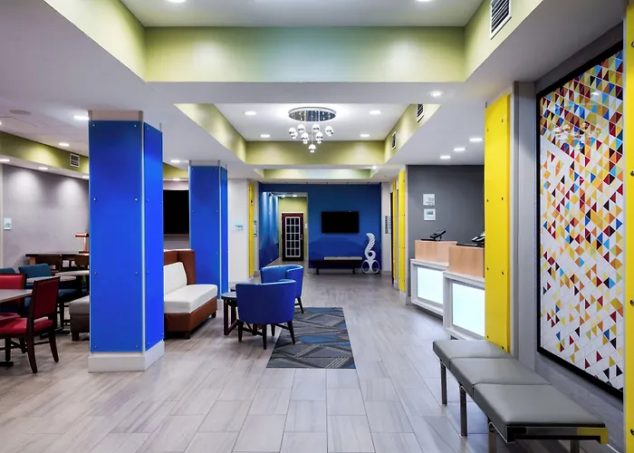 Holiday Inn Express Hotel & Suites Bartow By Ihg