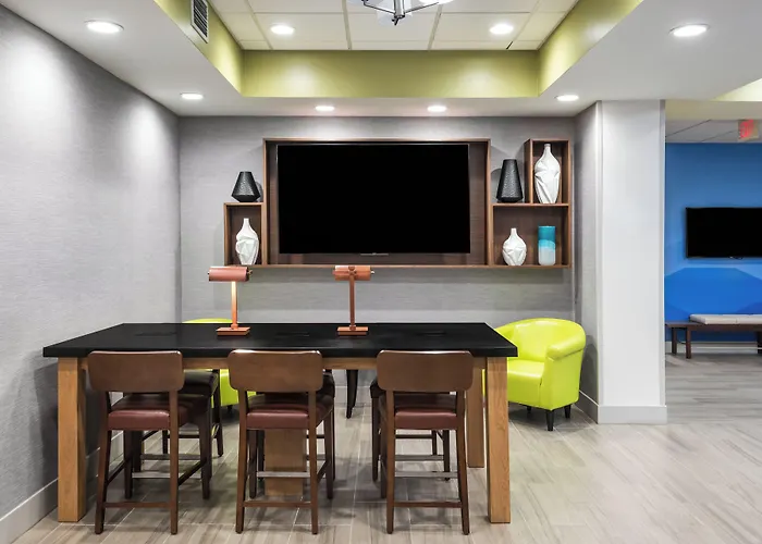 Holiday Inn Express Hotel & Suites Bartow By Ihg