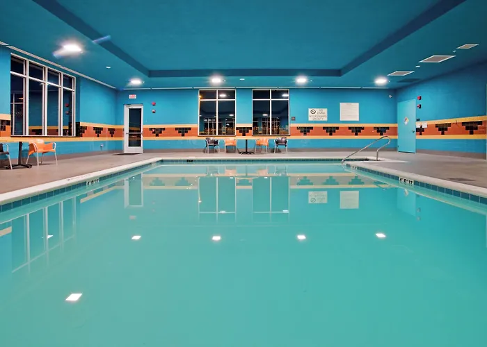 Holiday Inn Hotel & Suites Gateway By Ihg