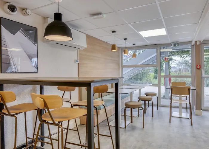 Premiere Classe Lyon Est Aeroport Saint Exupery
