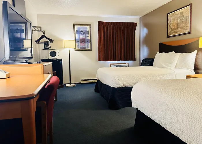 Travel Inn Watertown