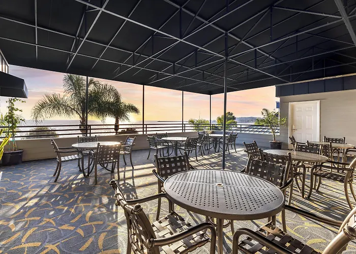 Hilton Vacation Club Riviera Beach & Shores