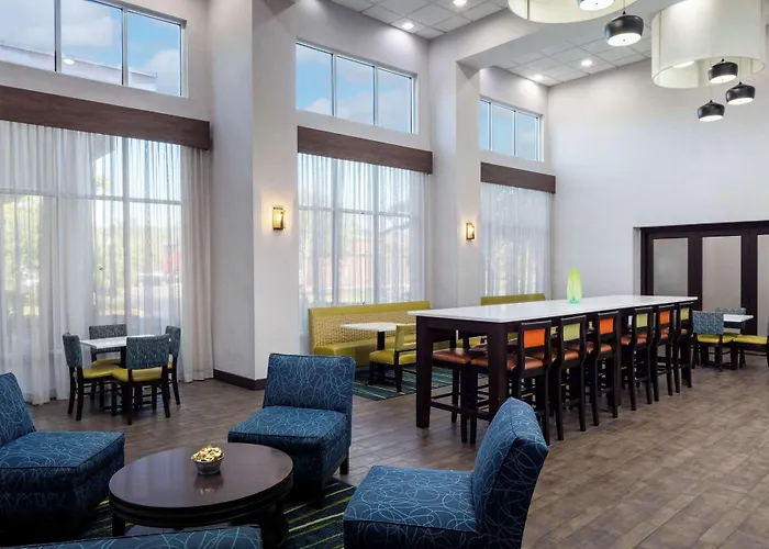 Hampton Inn & Suites Savannah - I-95 South - Gateway