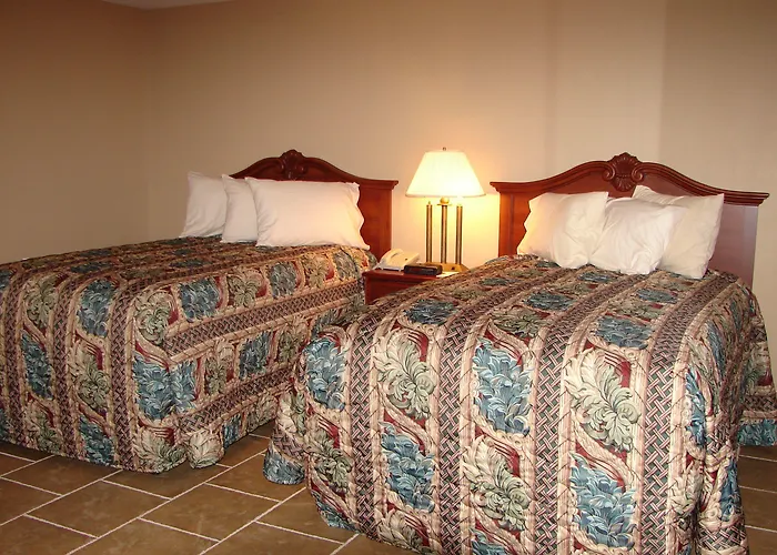 Lake Grassy Inn & Suites