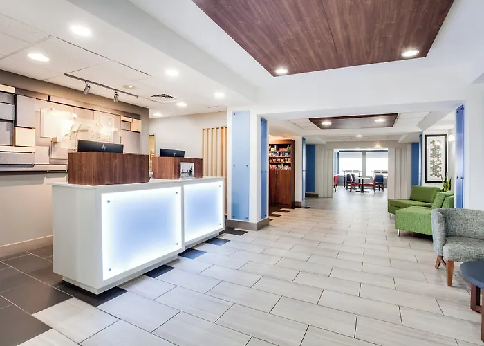Holiday Inn Express Hotel & Suites Clewiston By Ihg