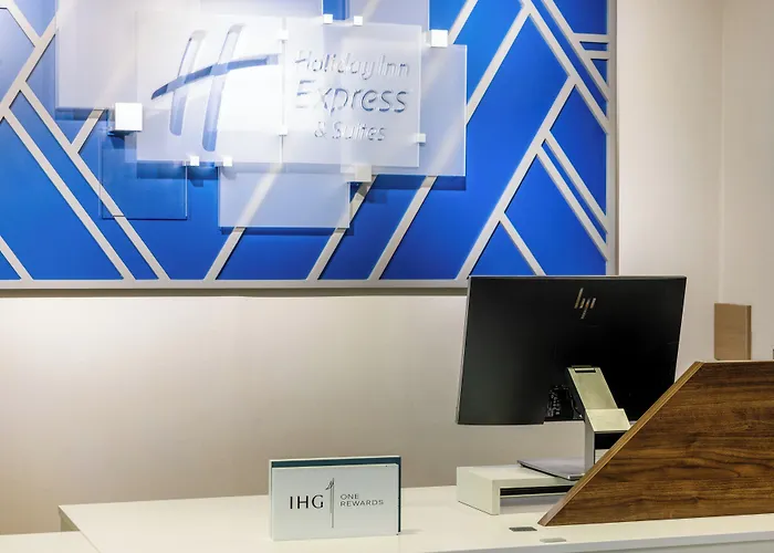 Holiday Inn Express & Suites Columbus At Northlake By Ihg