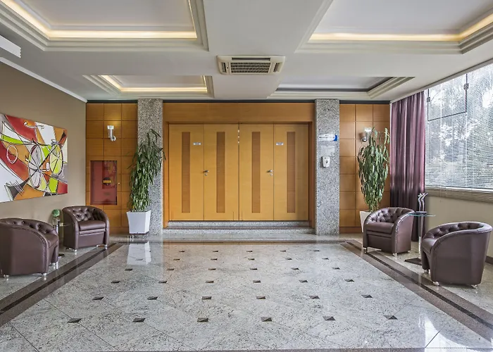 Astron Suites Sao Jose Dos Pinhais By Nobile