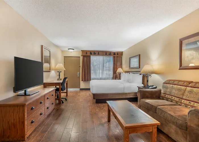 Best Western Plus Kelly Inn & Suites