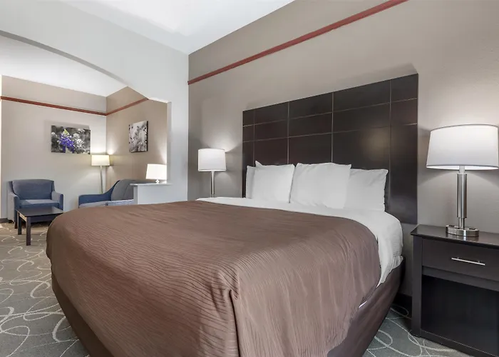 Best Western Limestone Inn And Suites