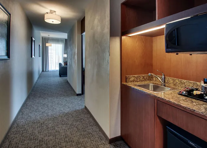 Drury Plaza Hotel San Antonio Riverwalk