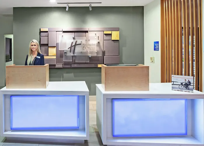 Holiday Inn Express Hotel And Suites Orange, An Ihg Hotel