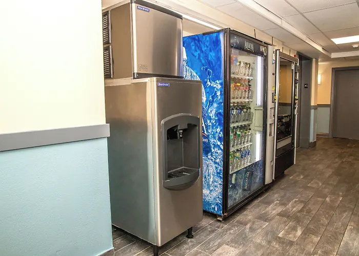 Days Inn And Suites By Wyndham Hammond, In