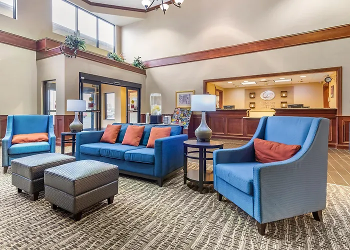 Comfort Suites Findlay I-75 Near Sports Complex