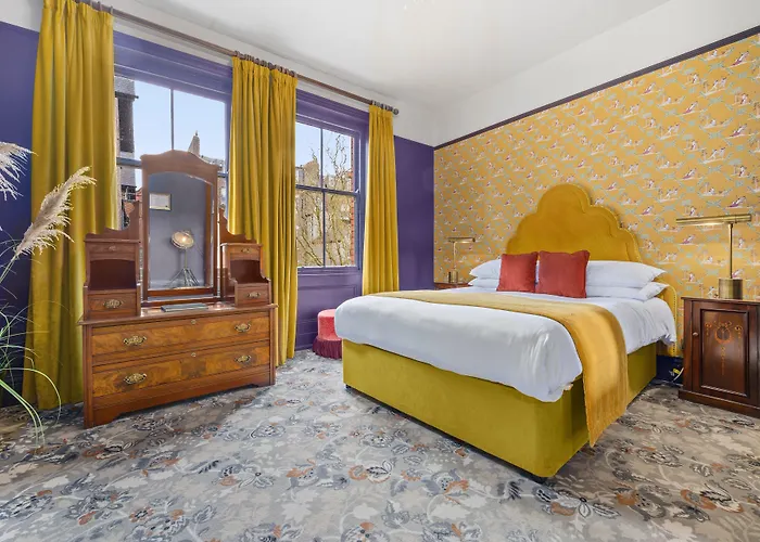 Hotel Clementine