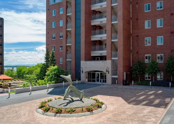 The Harborvale, Autograph Collection