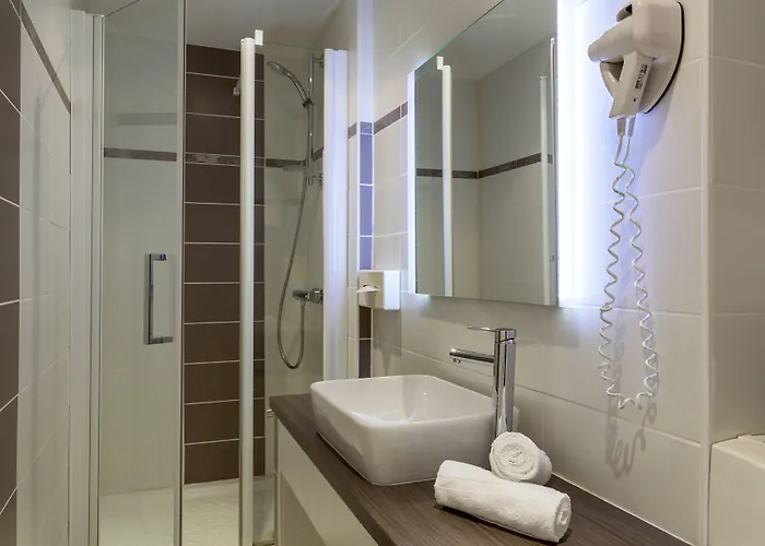 Hotel Les Nations The Originals Boutique Vichy