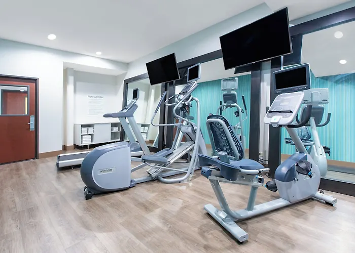 Holiday Inn Express Hotel & Suites Seaside Convention Center By Ihg