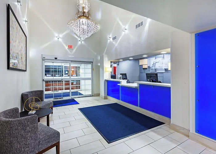 Holiday Inn Express Hotel And Suites Jenks By Ihg