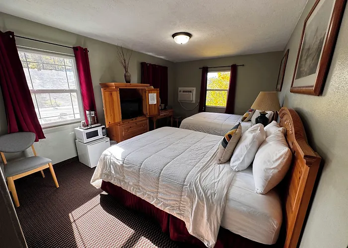 Rugged Country Lodge