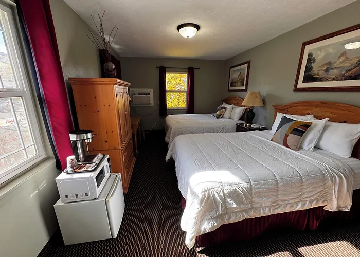 Rugged Country Lodge