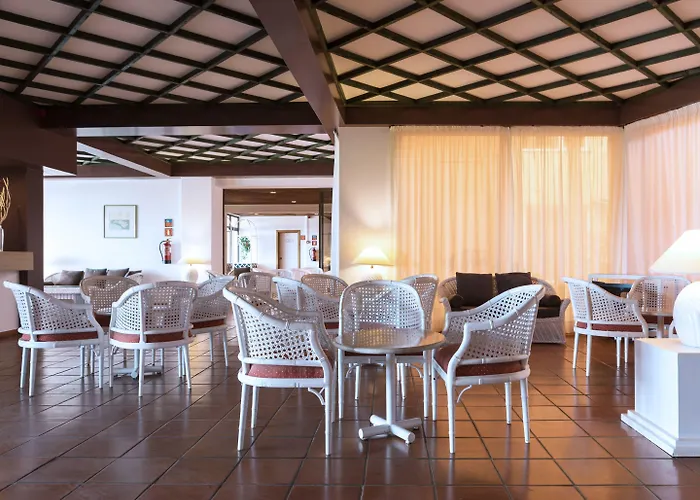 Meia Praia Lagos - Beach Club Apartments