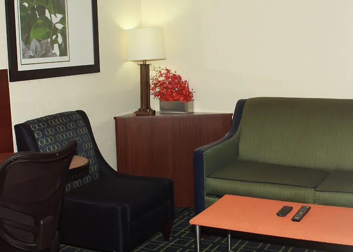 Fairfield Inn & Suites By Marriott Fairmont